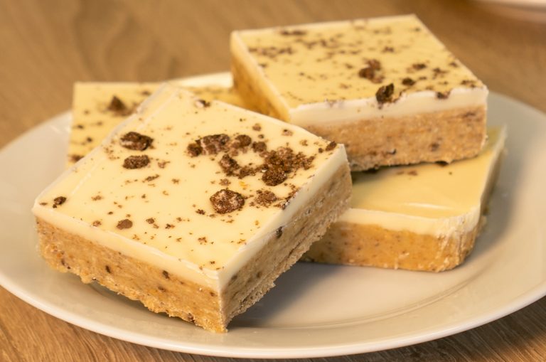 Cookies and Cream Slice