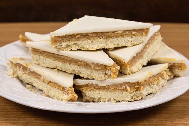 Luxury Caramel Shortcake - White